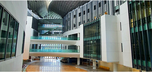 亞洲商學院內部環境